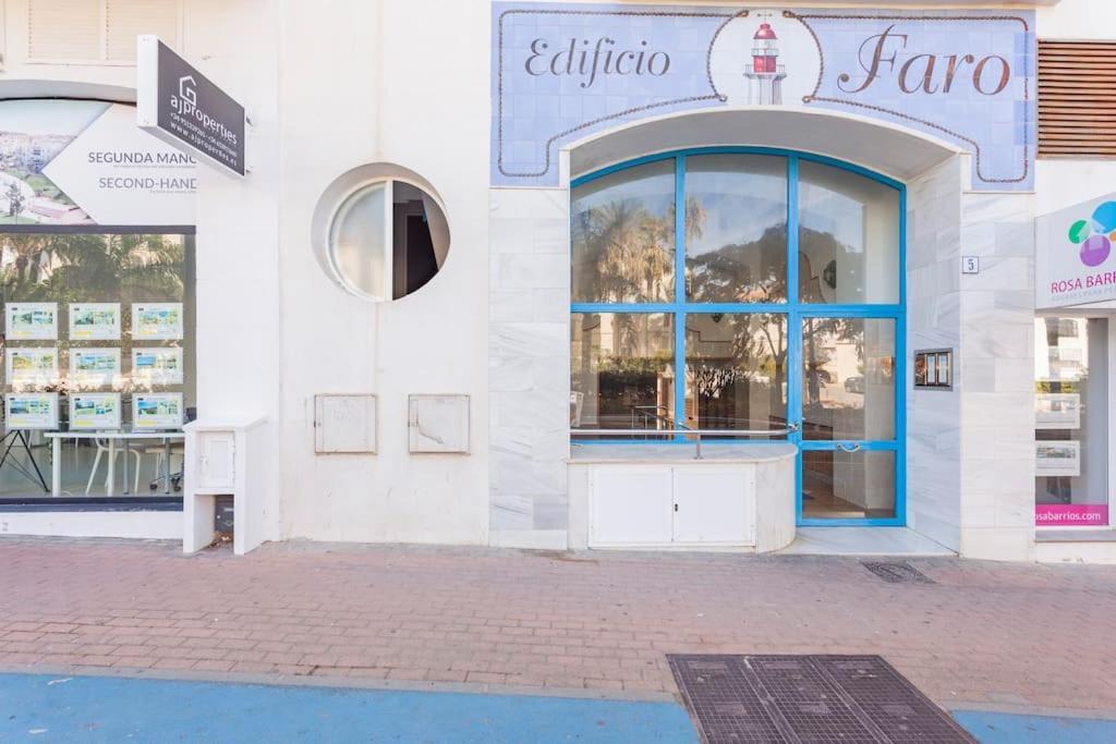 Faro Puerto Estepona Exterior photo
